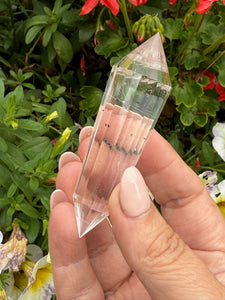 Rutile Quartz Vogel with 24 Facets