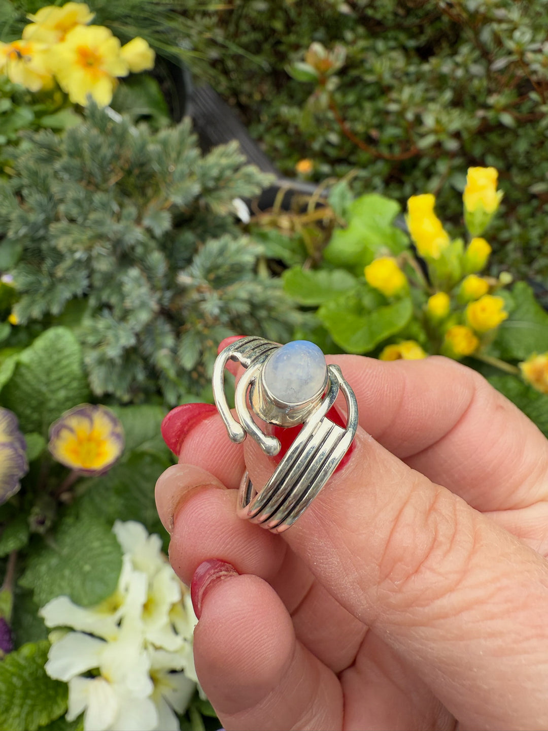 Rainbow Moonstone Silver Ring Size M (6.5)