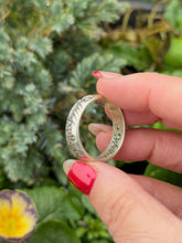 Load image into Gallery viewer, Silver Elvish Love Ring Size W
