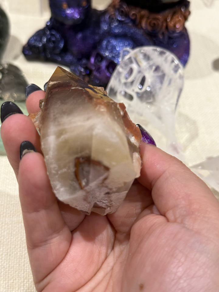 Freestanding Calcite Twin Specimen from Daye Hubei