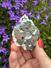 Load image into Gallery viewer, Heulandite Specimen from India
