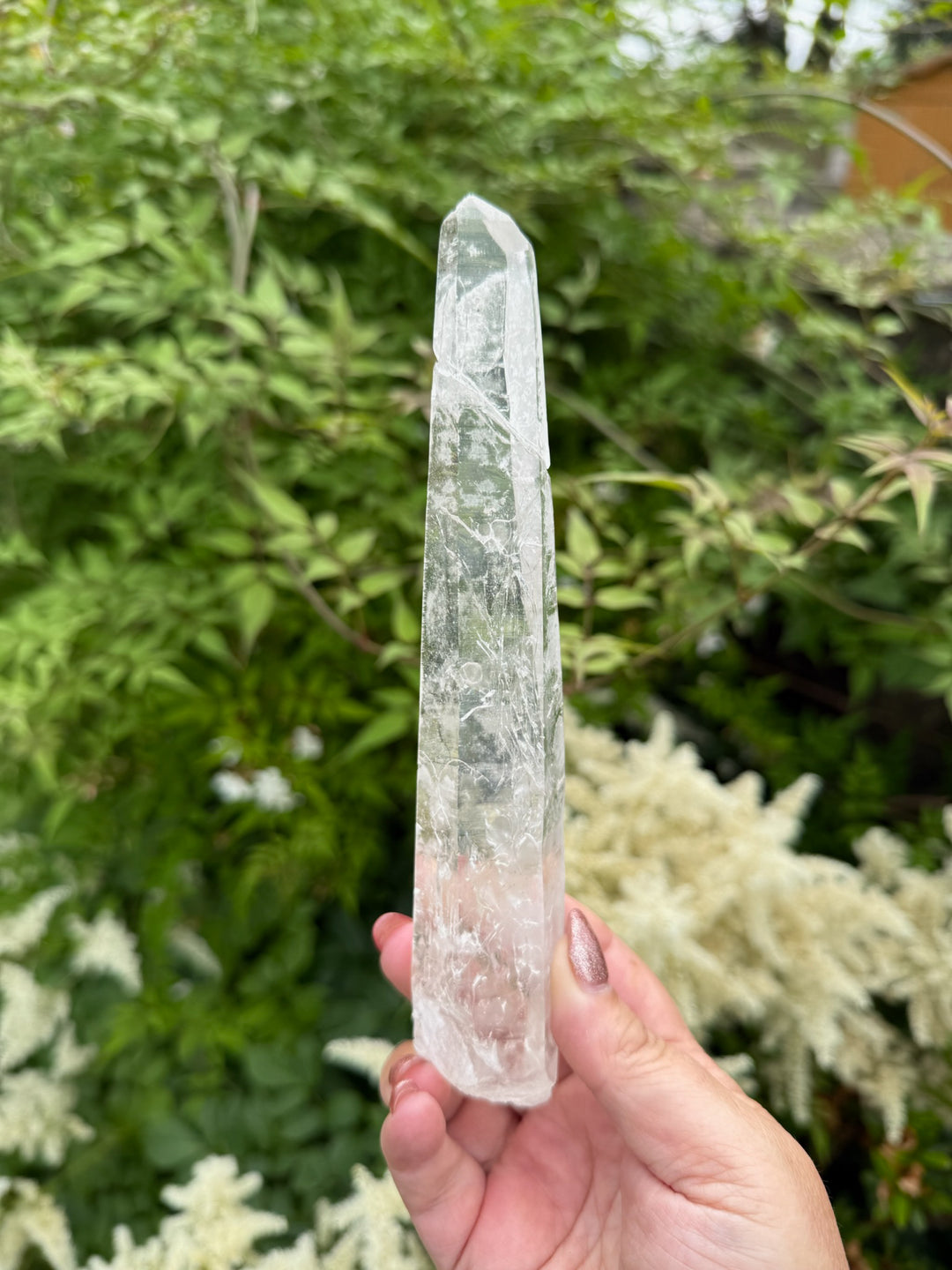 Natural Singing Quartz Point Specimen from Inner Mongolia
