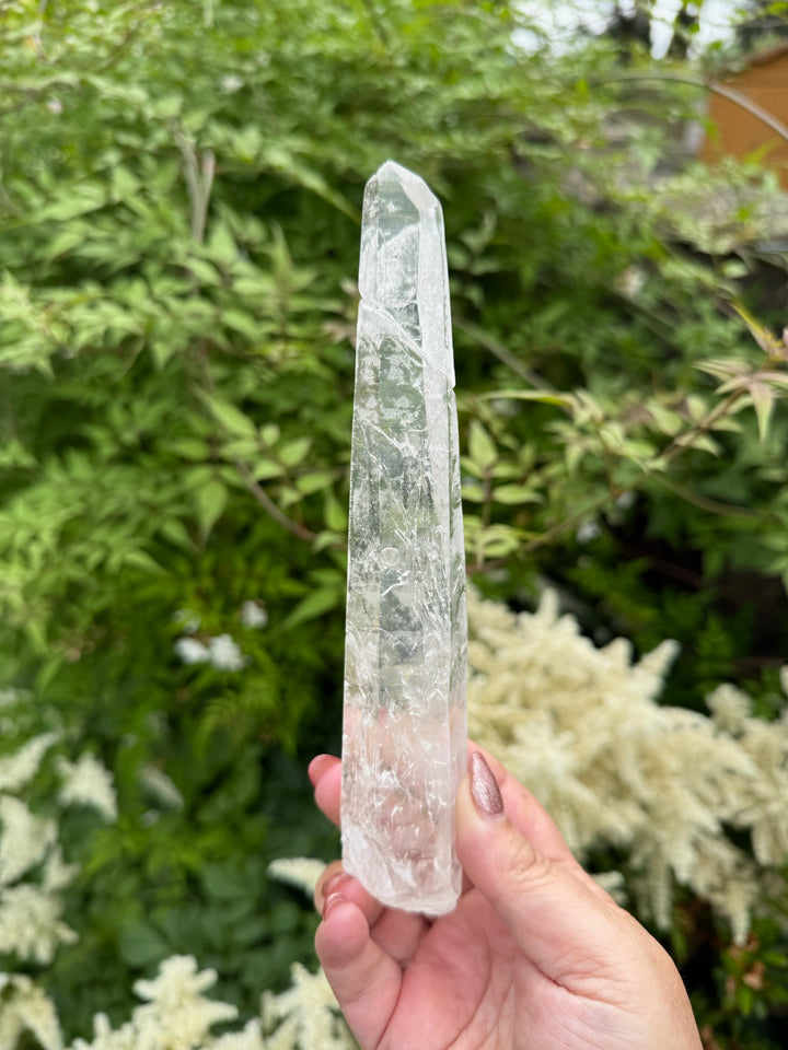 Natural Singing Quartz Point Specimen from Inner Mongolia