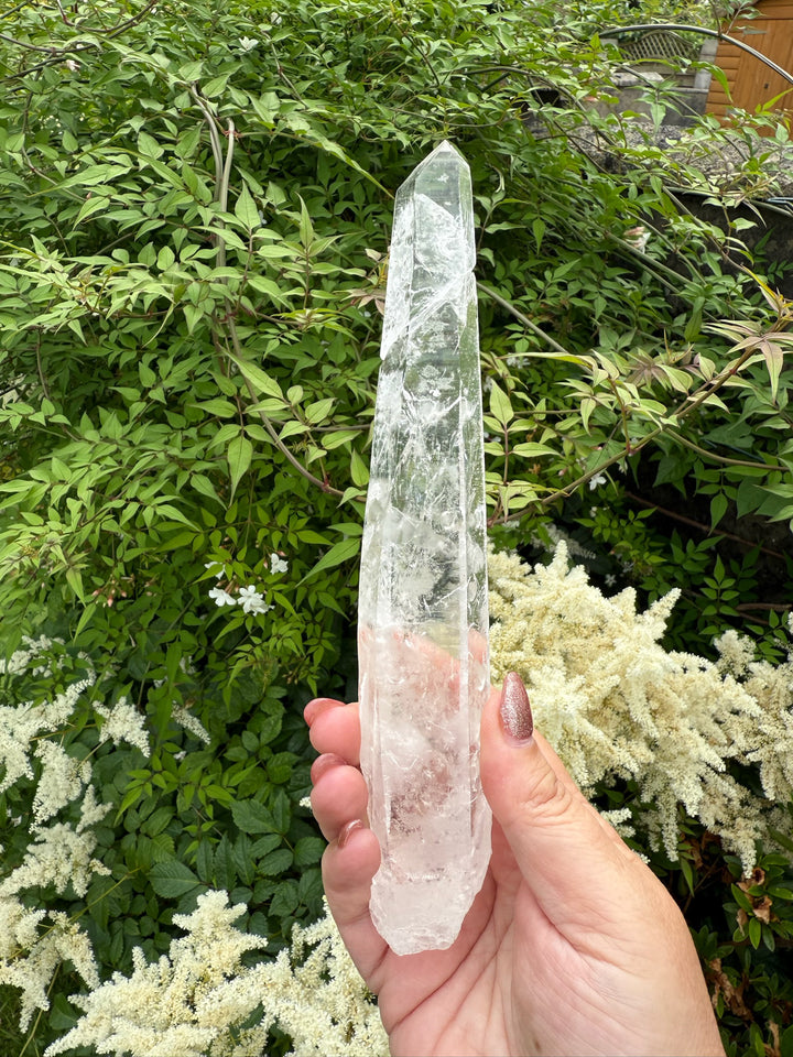 Natural Singing Quartz Point Specimen from Inner Mongolia