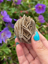 Load image into Gallery viewer, Large Desert Rose Selenite Specimen
