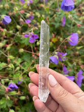 Load image into Gallery viewer, High Vibration Singing Quartz with Key Specimen
