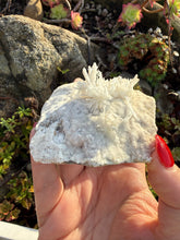 Load image into Gallery viewer, White Aragonite Specimen From Wenshan
