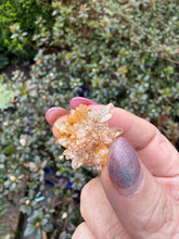 Load image into Gallery viewer, Creedite Specimen from Mexico
