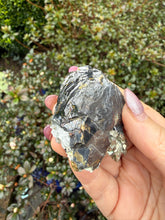 Load image into Gallery viewer, UV Reactive Marmatite with Pyrite from Jiangxi
