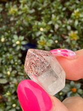Load image into Gallery viewer, Harlequin Quartz with Lepidochrosite Point
