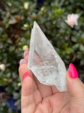 Load image into Gallery viewer, Clear Selenite Specimen From Yunnan

