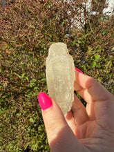 Load image into Gallery viewer, Large UV Reactive Clear Spodumene Specimen

