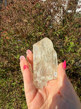 Load image into Gallery viewer, Large UV Reactive Clear Spodumene Specimen
