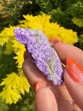 Load image into Gallery viewer, Sugilite Specimen from Wessels Mine
