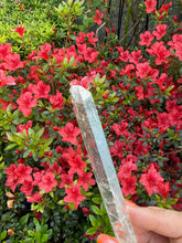 Load image into Gallery viewer, Singing Quartz Point Specimen from Inner Mongolia
