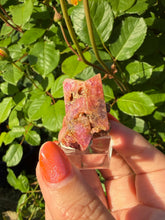 Load image into Gallery viewer, Rare Spinel Specimen from Vietnam
