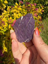 Load image into Gallery viewer, Purpurite Specimen from Minas Gerais
