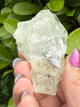 Load image into Gallery viewer, Uv Reactive Clear Green Cubic Fluorite Specimen from Hunan
