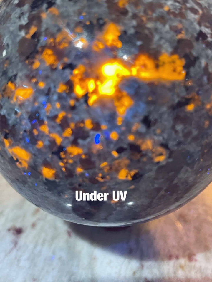 Large Yooperlite Sphere UV Reactive