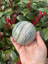 Load image into Gallery viewer, Large Serpentine Sphere 8.2cm Diameter
