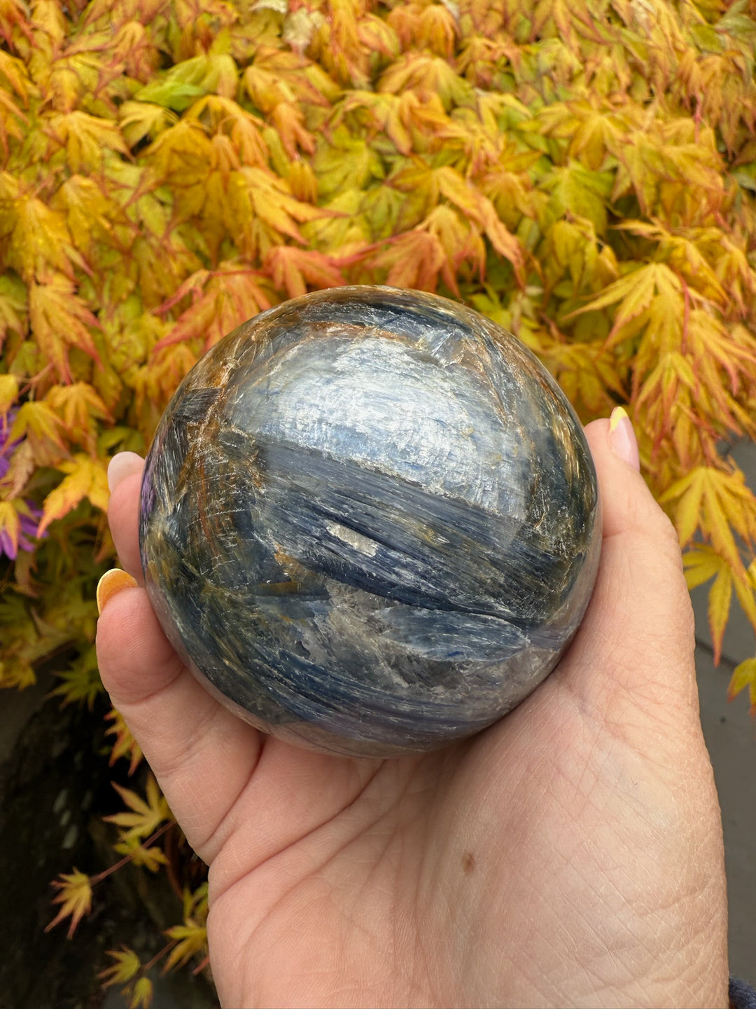 Large kyanite Sphere with Quartz over 7cm