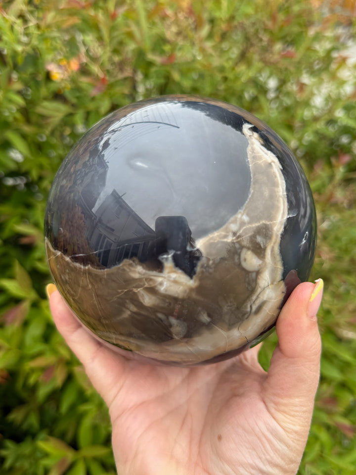 Large Uv reactive Volcano Agate Sphere 12cm