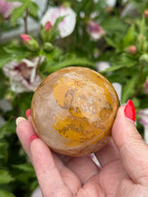 Load image into Gallery viewer, Incredible Golden Healer Quartz Sphere with Dendrites  5.8cm dia
