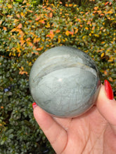 Load image into Gallery viewer, Eagle Eye Sphere 6.3cm dia
