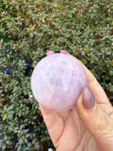Load image into Gallery viewer, Uv Reactive Kunzite Sphere 4.6cm Dia
