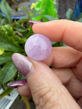 Load image into Gallery viewer, Uv Reactive Kunzite Sphere 1.6cm Dia
