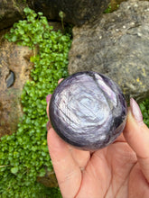 Load image into Gallery viewer, Purple Mica Lepidolite Sphere 4.9cm Dia
