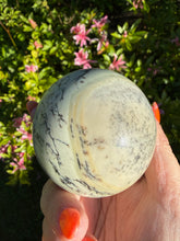 Load image into Gallery viewer, Infinite Stone Serpentine Sphere with Dendrities 6.8cm Dia
