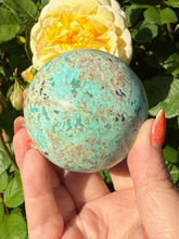 Load image into Gallery viewer, Rare Natural Turquoise Sphere from Peru 5.6cm Dia
