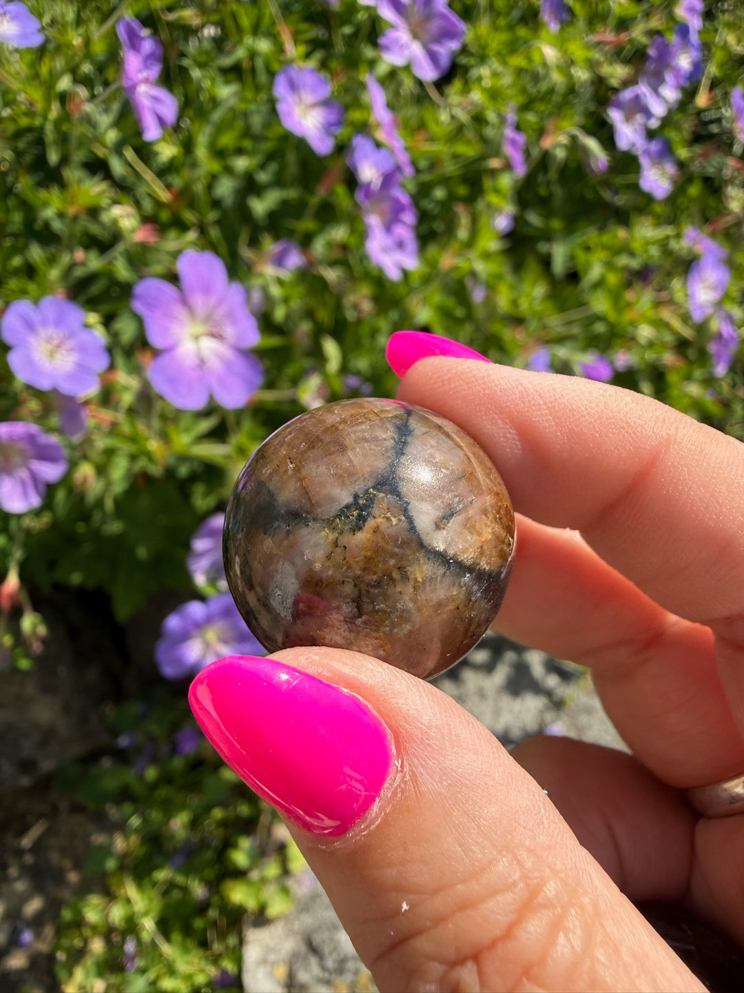 Chiastolite Sphere 2.5cm Dia