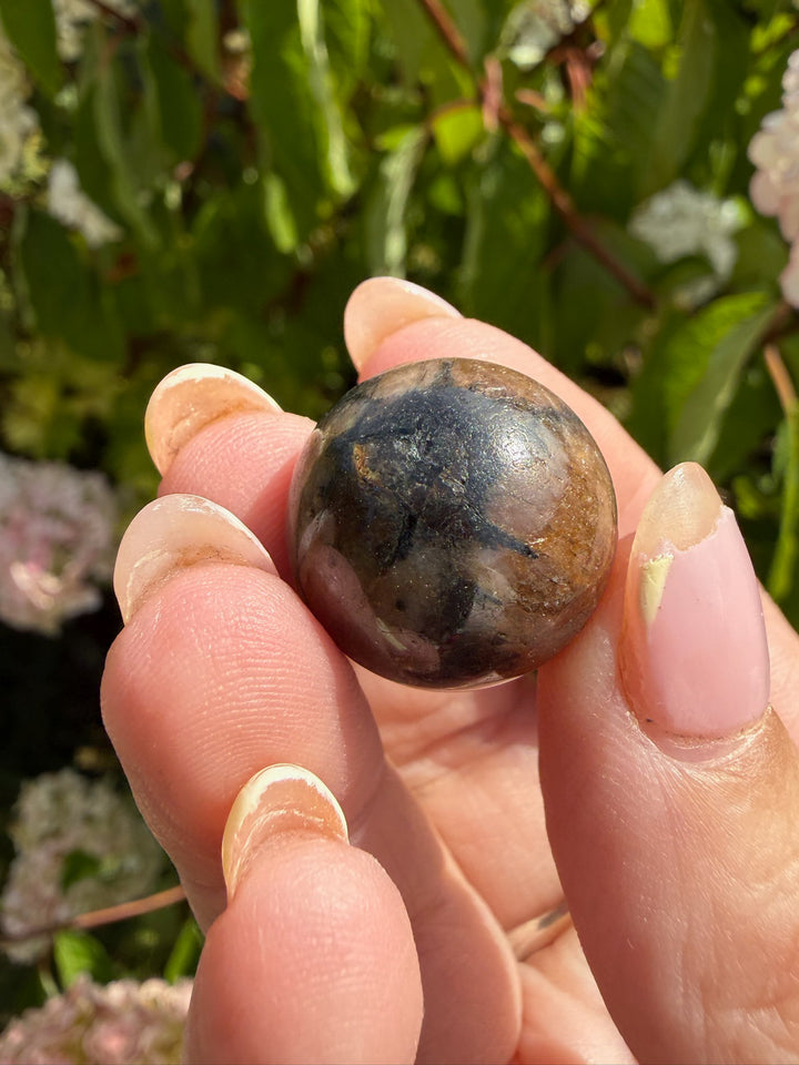 Chiastolite Sphere 1.9cm Dia