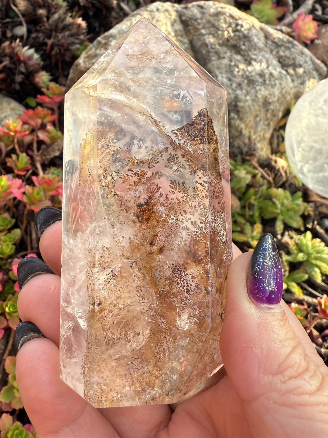 Dendritic Quartz Tower