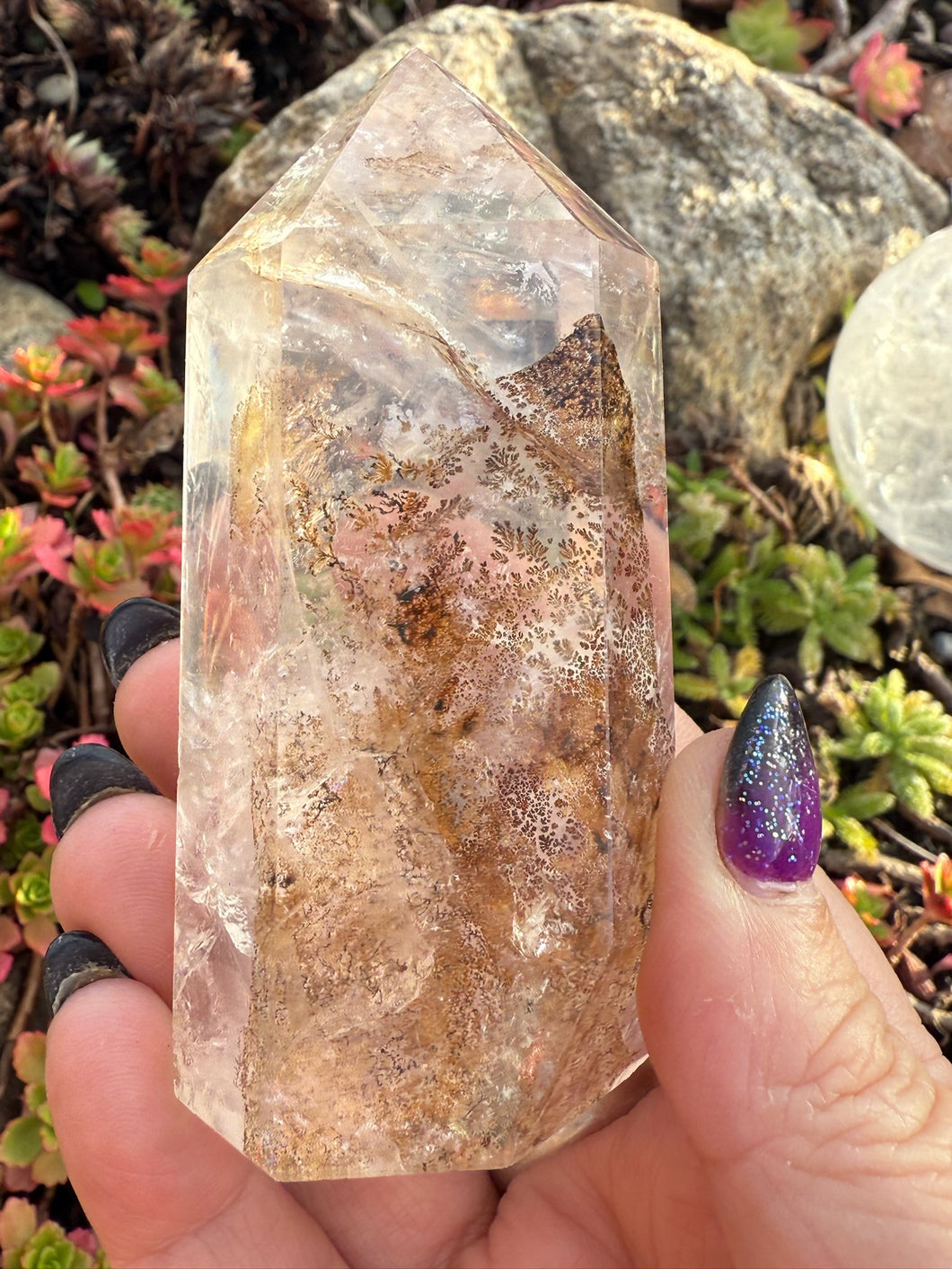 Dendritic Quartz Tower