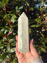 Load image into Gallery viewer, Infinity Infinite Stone Serpentine Tower with Dendrities
