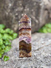 Load image into Gallery viewer, Uv Reactive Special Fluorite Tower
