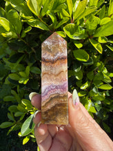 Load image into Gallery viewer, Uv Reactive Fluorite Tower
