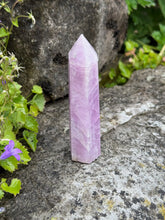 Load image into Gallery viewer, Uv Reactive Pink Kunzite Tower High Quality
