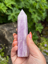 Load image into Gallery viewer, Uv Reactive Pink Kunzite Tower High Quality
