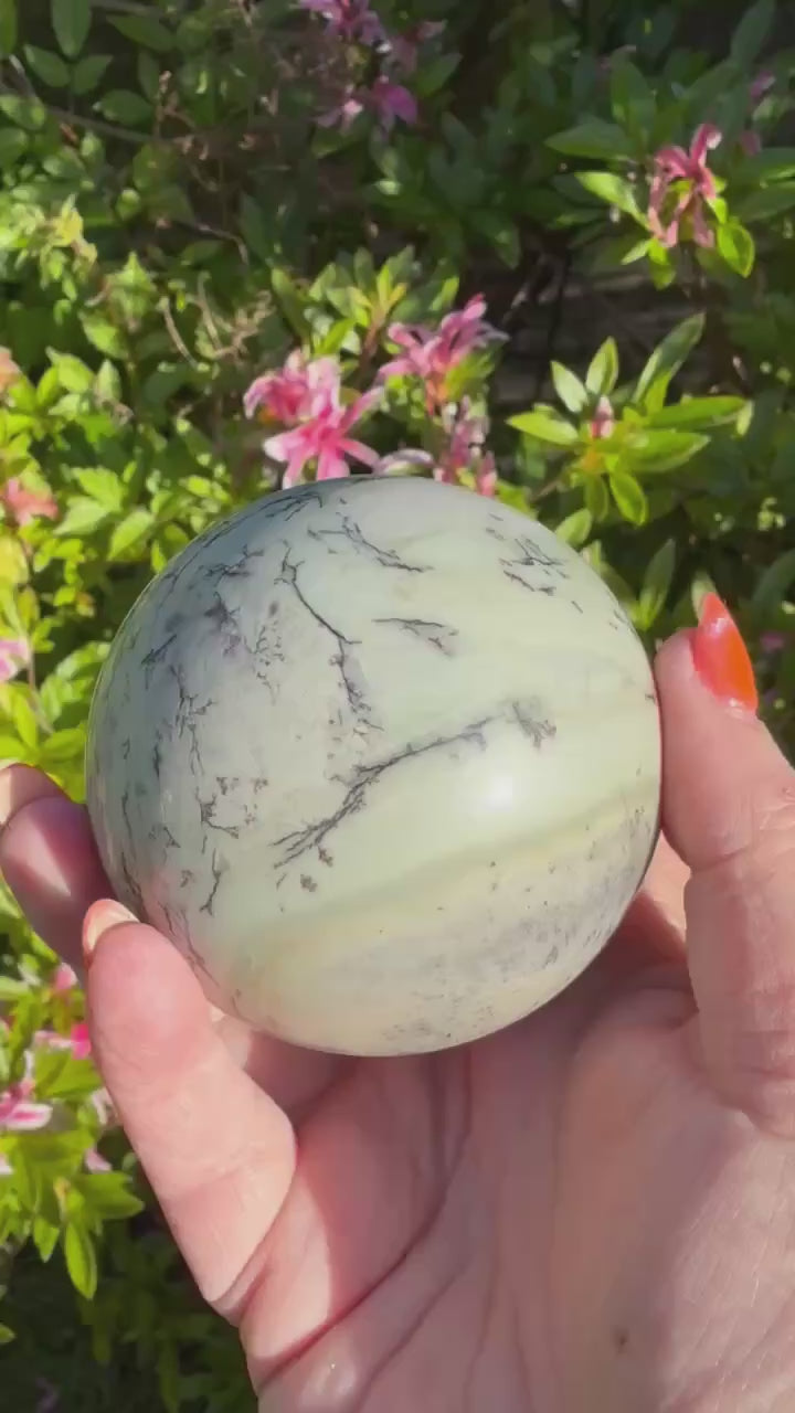 Infinite Stone Serpentine Sphere with Dendrities 6.8cm Dia