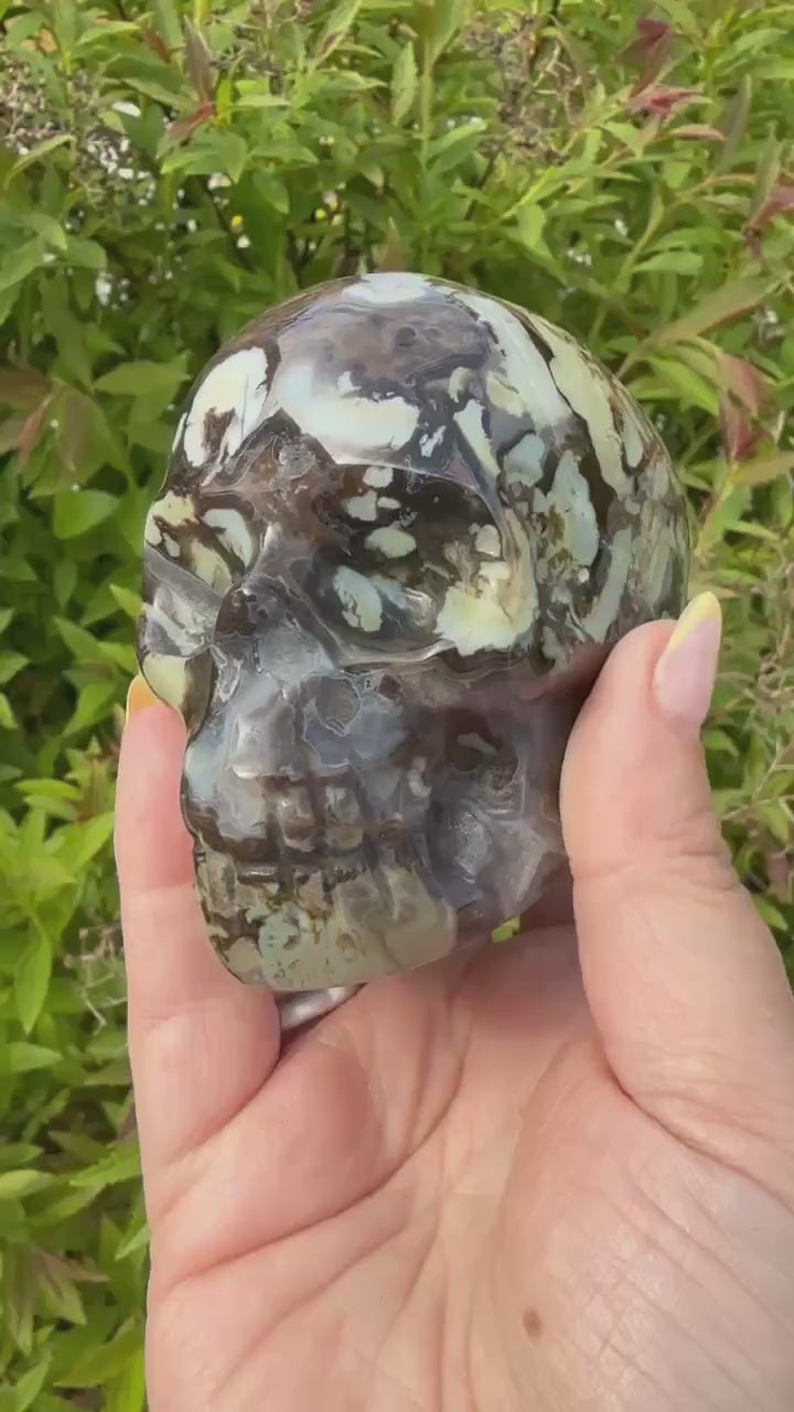 Uv Reactive Volcano Agate Skull Carving with Druzy