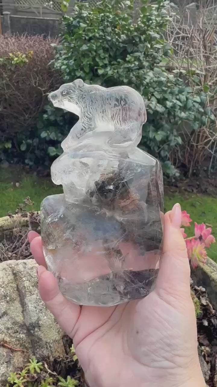 High Quality Lodolite Garden Quartz Bear Carving