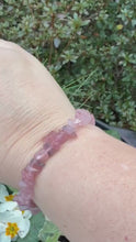 Load and play video in Gallery viewer, Strawberry Quartz Chip Bracelet
