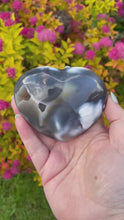 Load and play video in Gallery viewer, Druzy Orca Agate Heart

