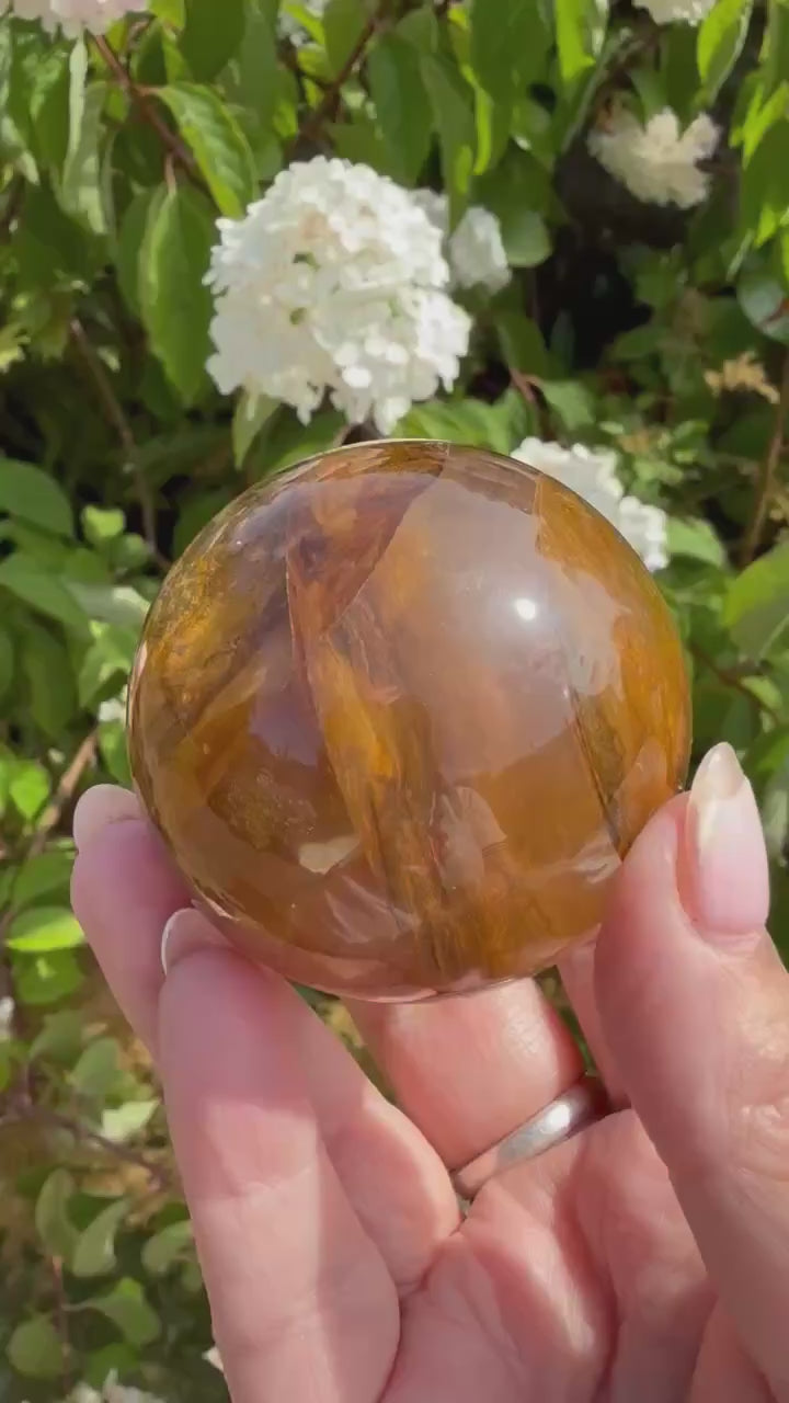 High Quality Golden Healer Quartz Sphere with Sheen and Dendrities 5cm Dia