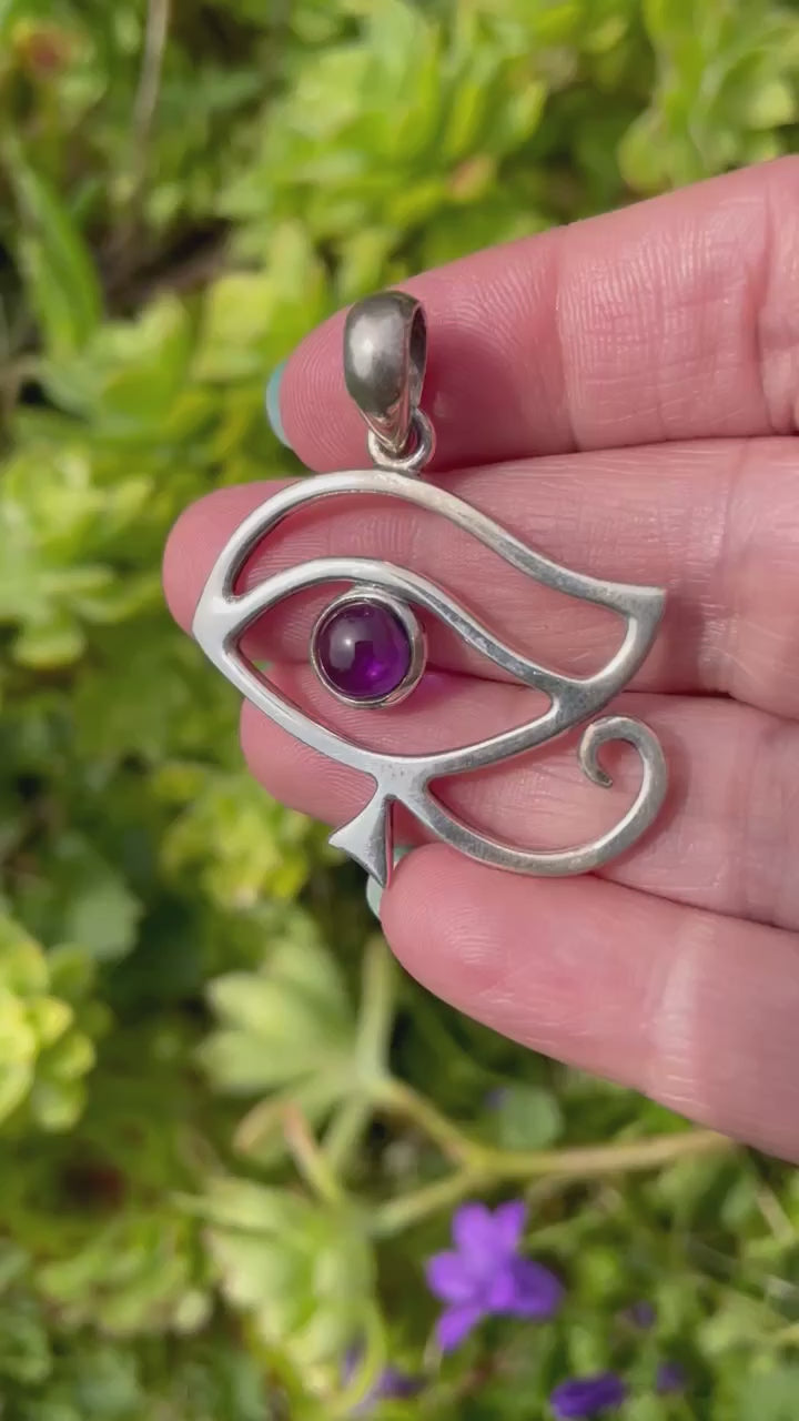 925 Sterling Silver Eye of Horus Pendant with Amethyst from India